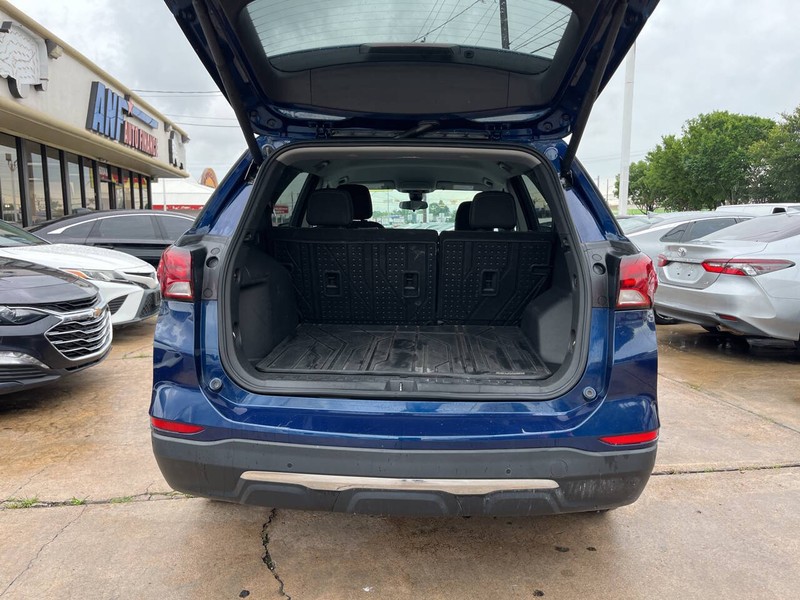 Chevrolet Equinox Vehicle Image 09