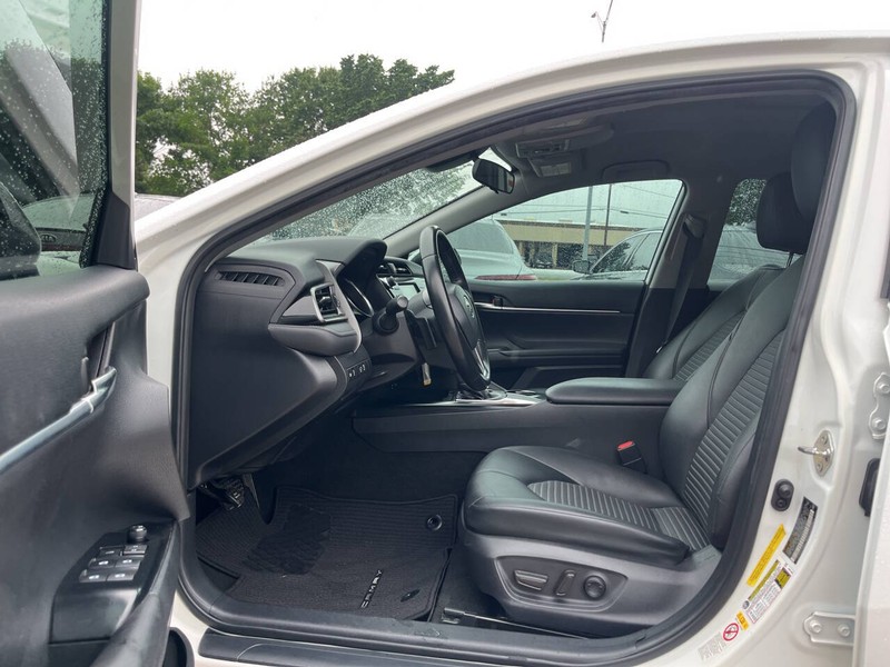 Toyota Camry Vehicle Image 07