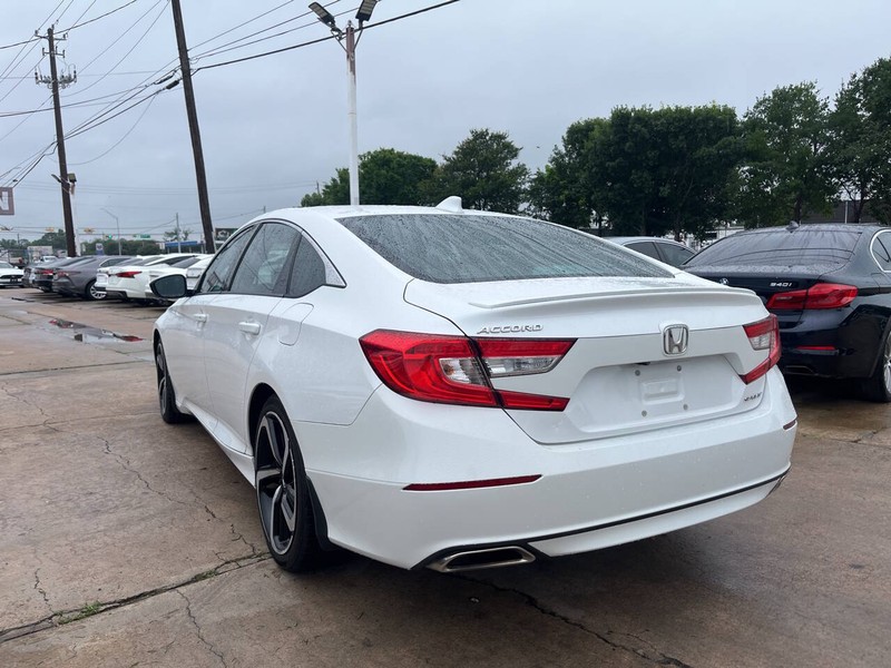 Honda Accord Sedan Vehicle Image 03