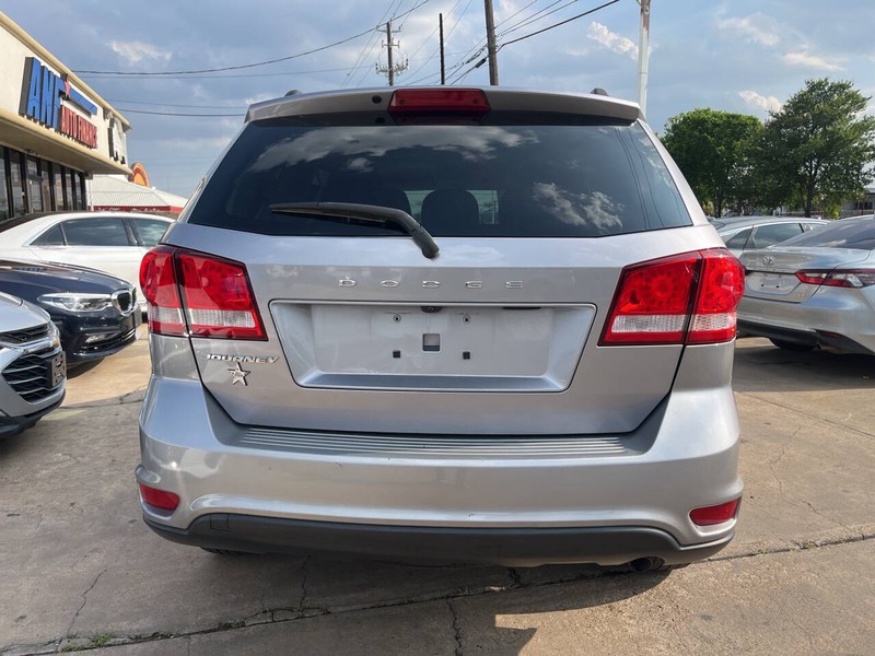 Dodge Journey Vehicle Image 04