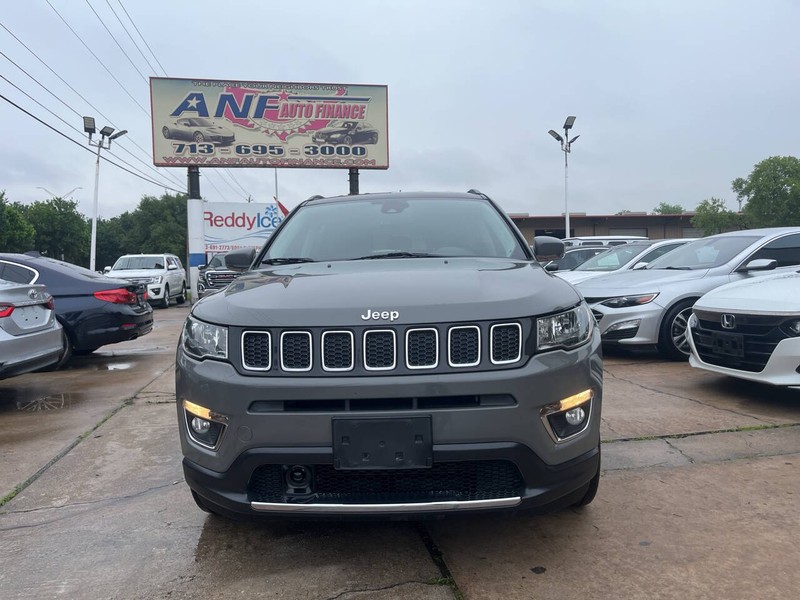 Jeep Compass Vehicle Image 02