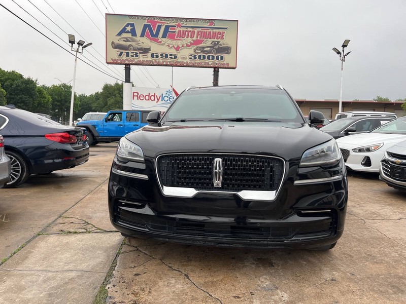 Lincoln Aviator Vehicle Image 02