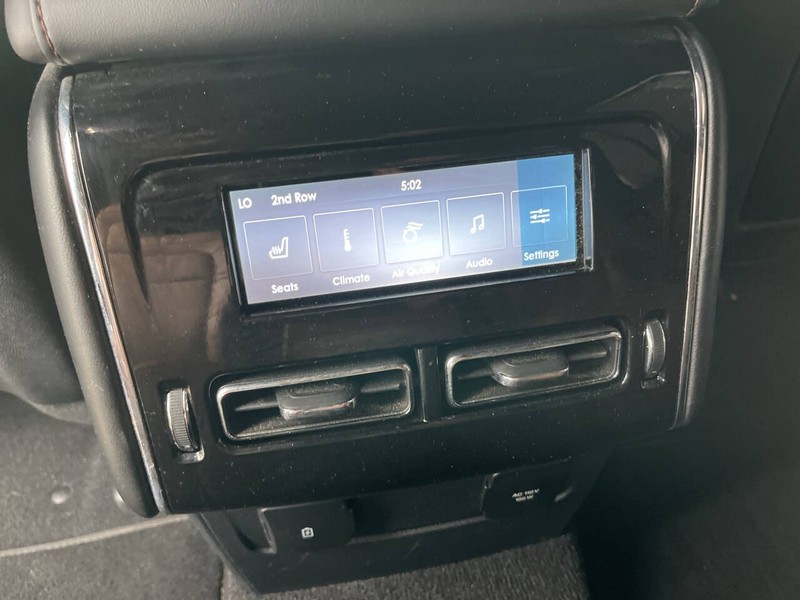Lincoln Aviator Vehicle Image 13