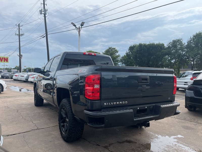 Chevrolet Silverado 1500 Vehicle Image 03