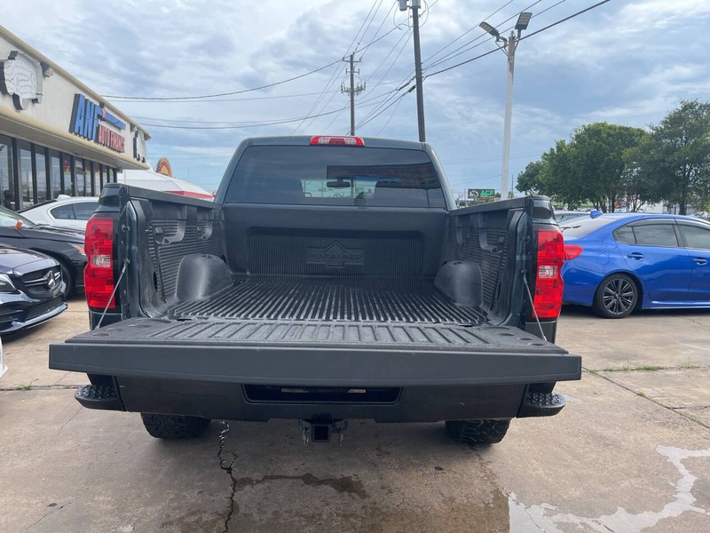 Chevrolet Silverado 1500 Vehicle Image 09