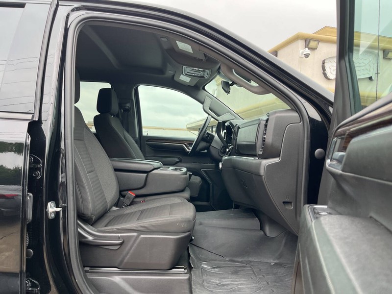 GMC Sierra 1500 Vehicle Image 11