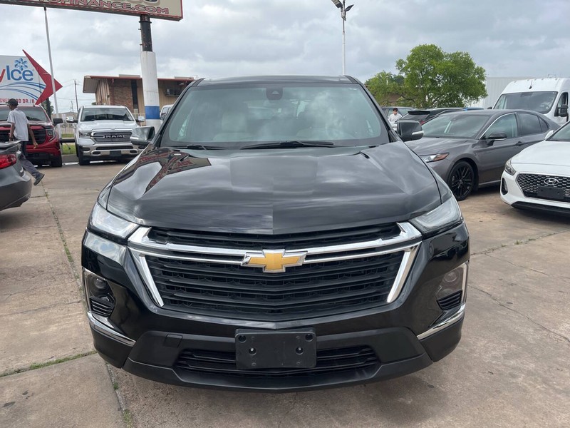 Chevrolet Traverse Vehicle Image 02