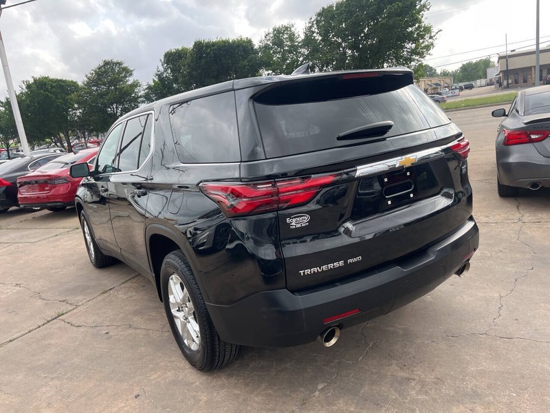 Chevrolet Traverse Vehicle Image 06