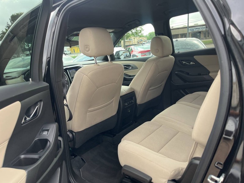 Chevrolet Traverse Vehicle Image 14