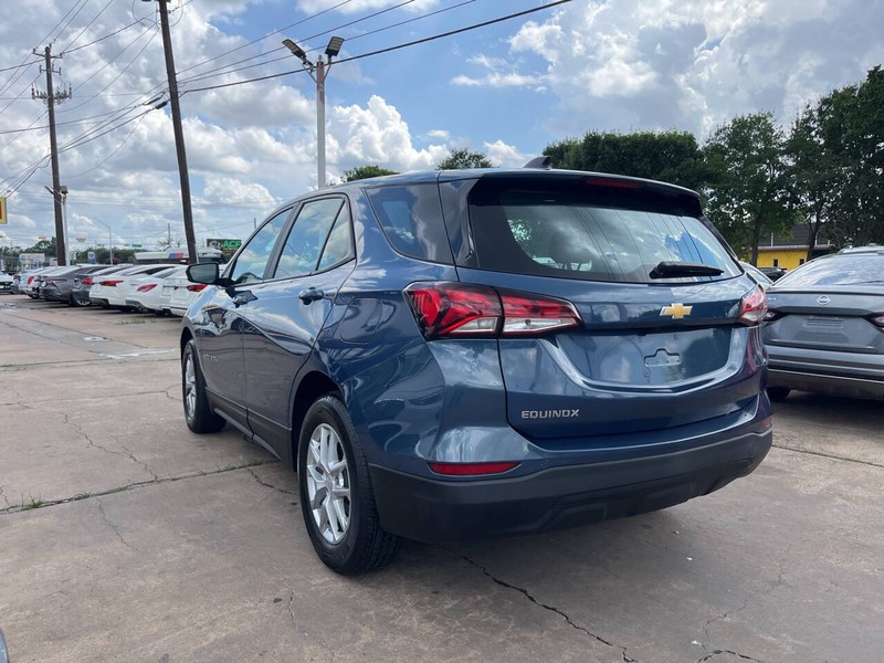 Chevrolet Equinox Vehicle Image 03
