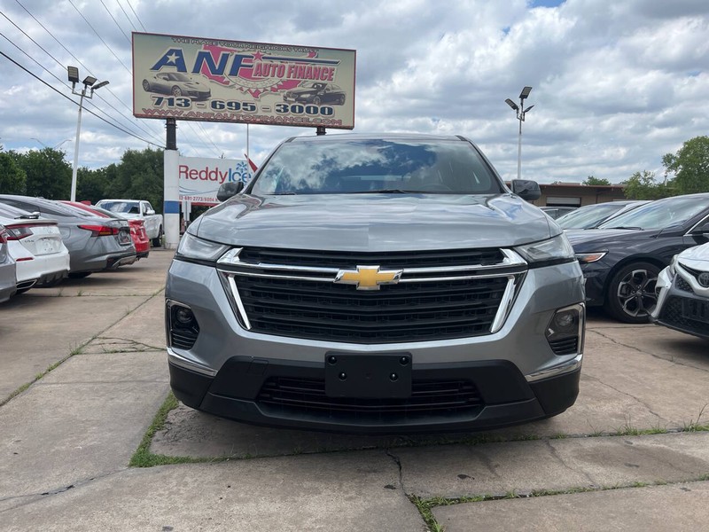 Chevrolet Traverse Vehicle Image 02