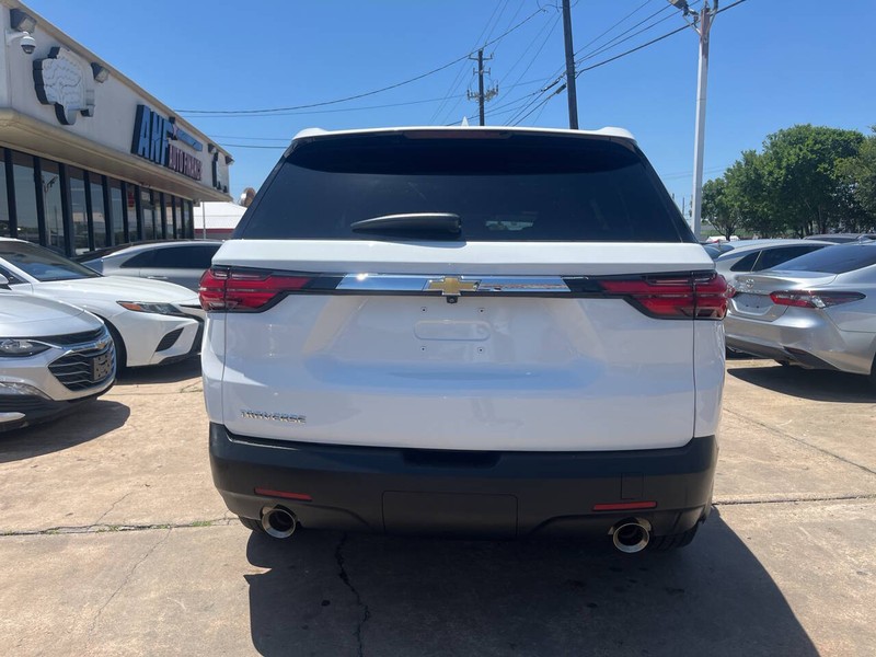 Chevrolet Traverse Vehicle Image 04