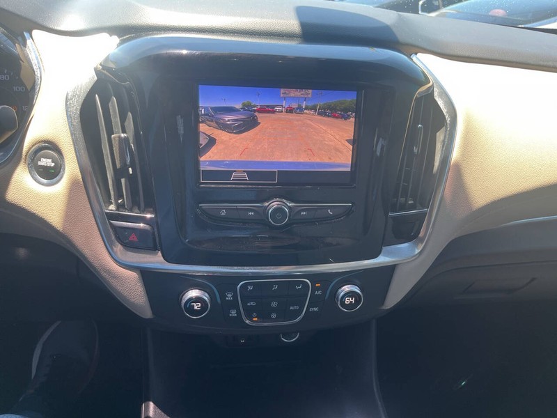 Chevrolet Traverse Vehicle Image 14
