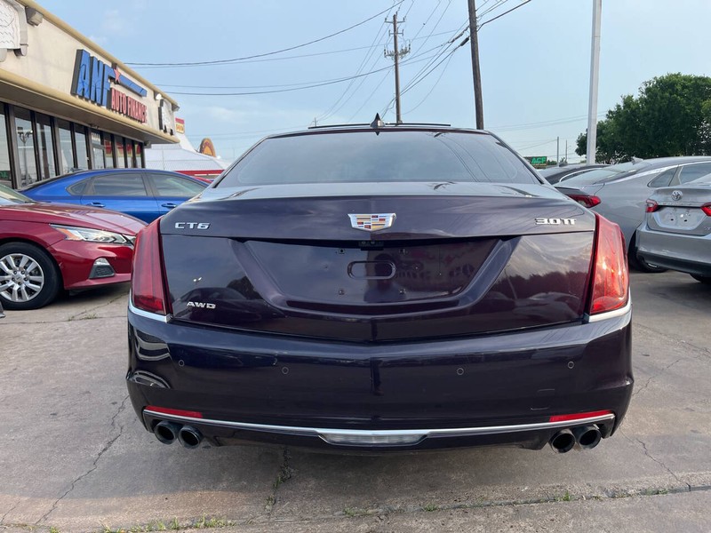 Cadillac CT6 Vehicle Image 04