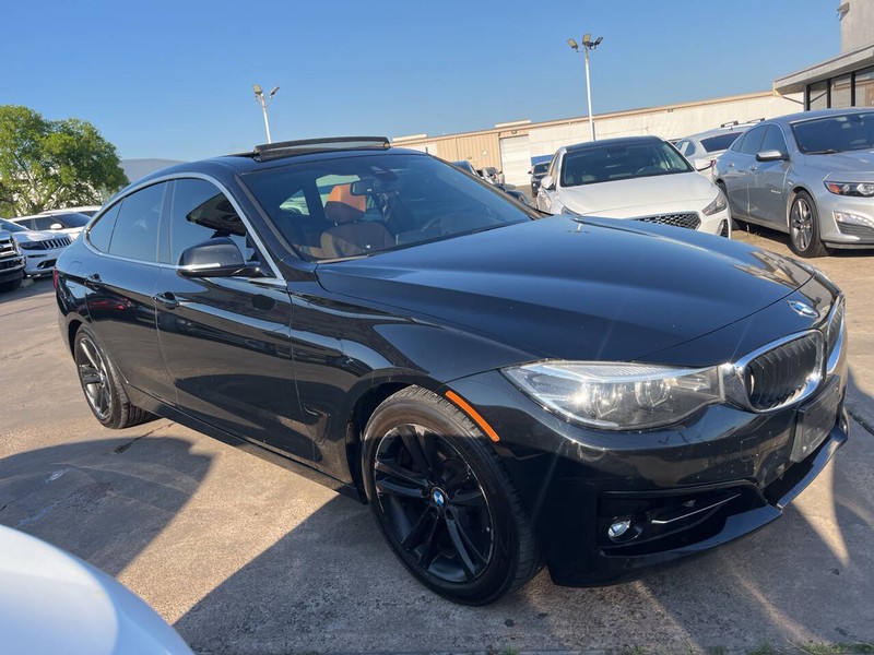 BMW 3 Series Vehicle Image 03