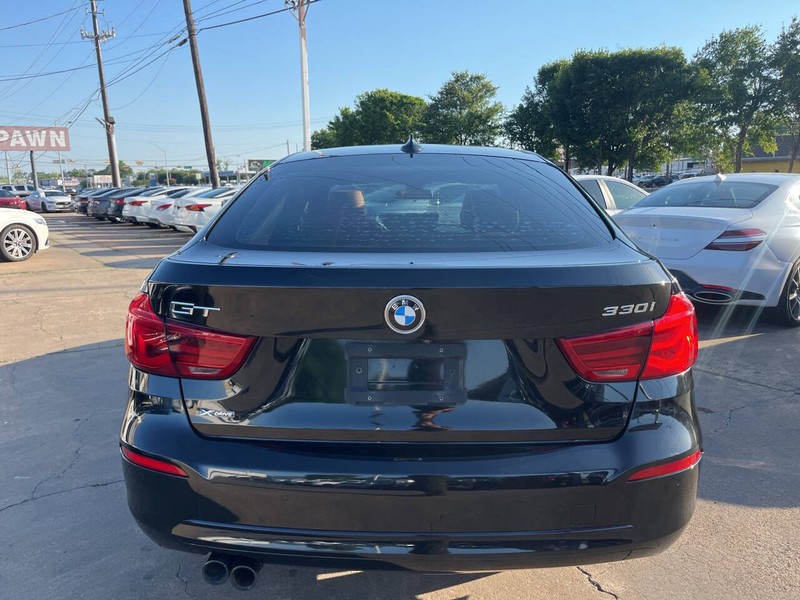 BMW 3 Series Vehicle Image 05