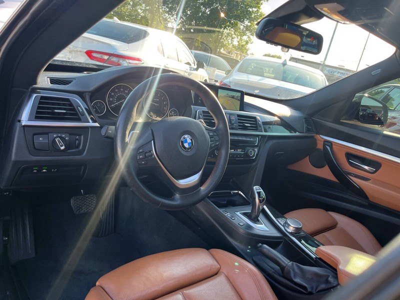 BMW 3 Series Vehicle Image 08