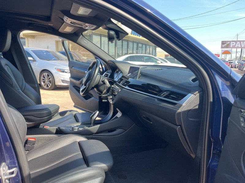 BMW X2 Vehicle Image 18