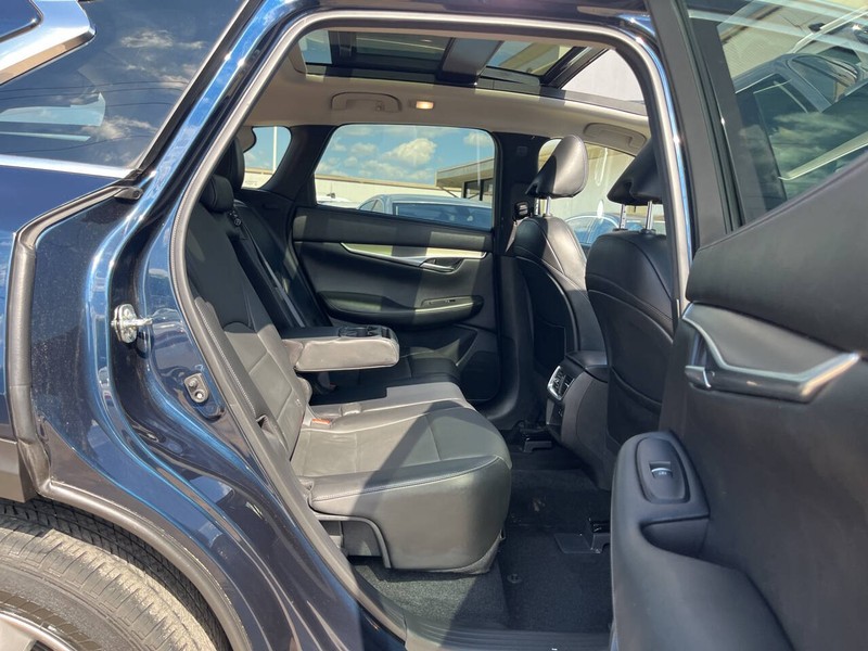 INFINITI QX50 Vehicle Image 10