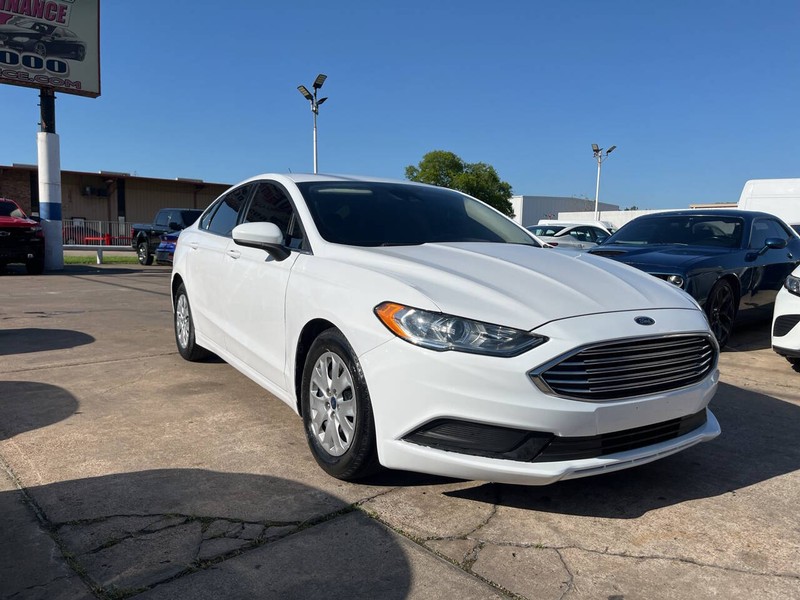 Ford Fusion Vehicle Image 06