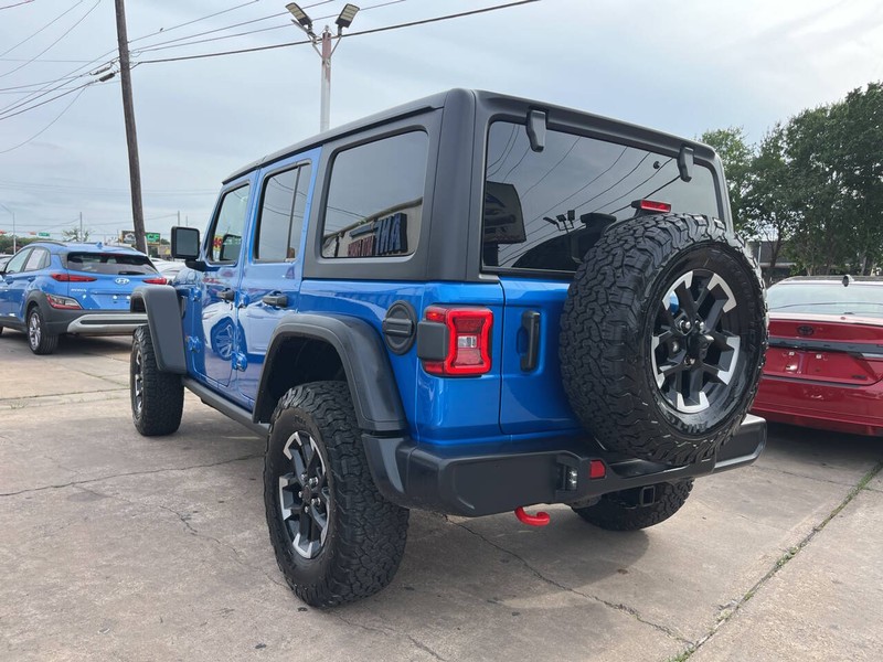Jeep Wrangler Vehicle Image 03