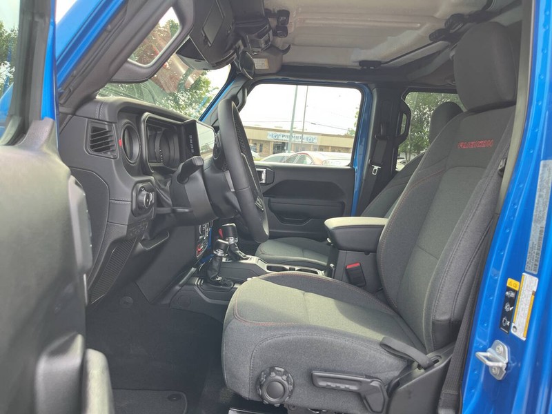 Jeep Wrangler Vehicle Image 07