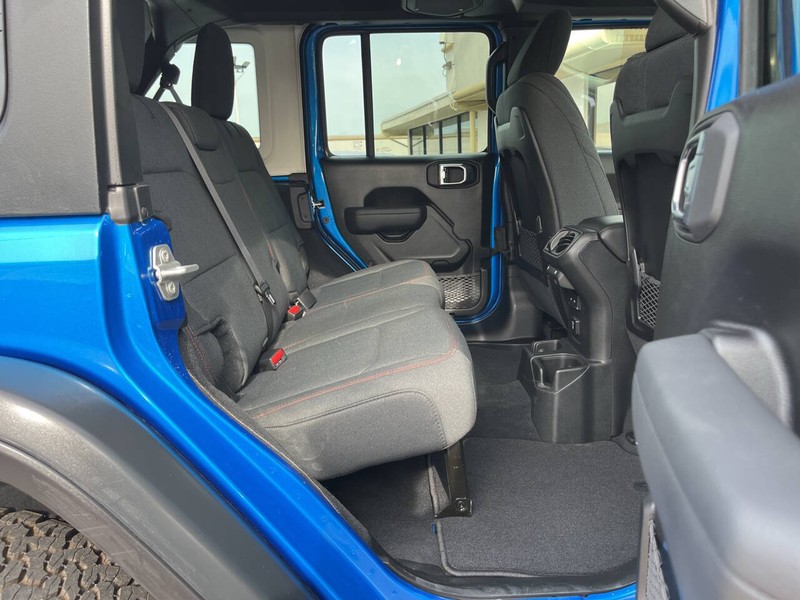 Jeep Wrangler Vehicle Image 13