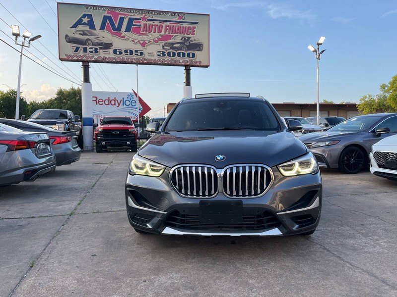 BMW X1 Vehicle Image 02