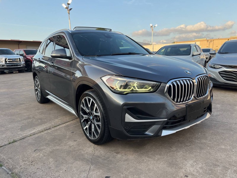 BMW X1 Vehicle Image 06