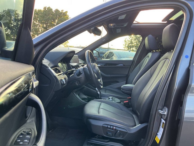BMW X1 Vehicle Image 07