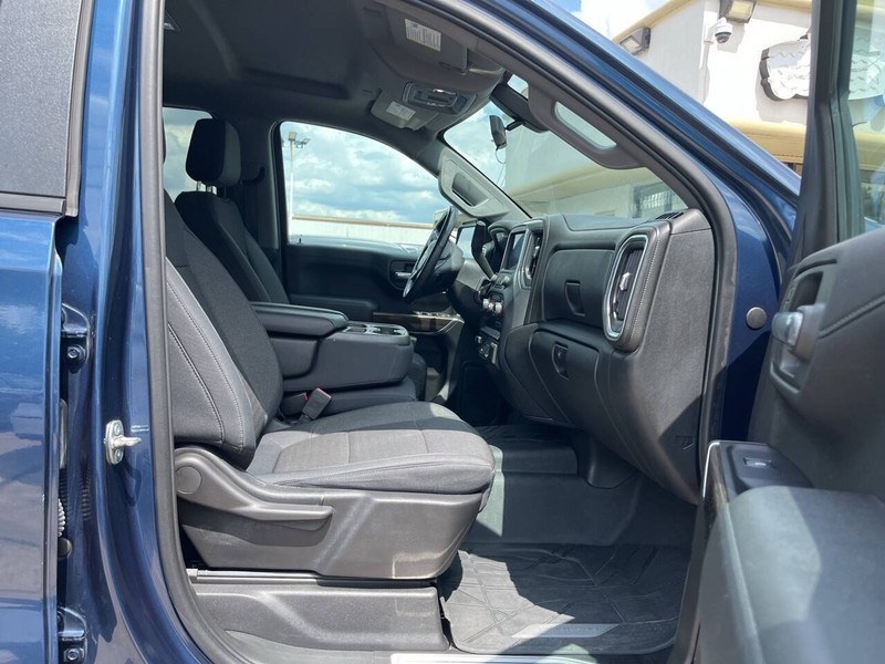 Chevrolet Silverado 1500 Vehicle Image 11