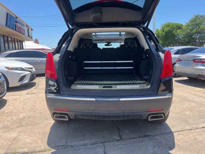 Cadillac XT5 Vehicle Image 09