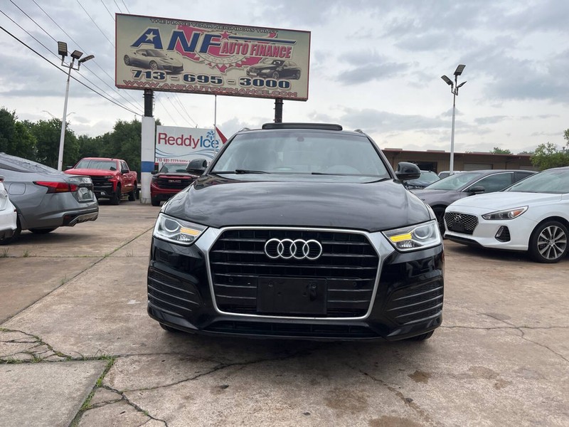 Audi Q3 Vehicle Image 02
