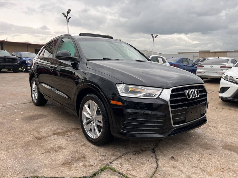 Audi Q3 Vehicle Image 06