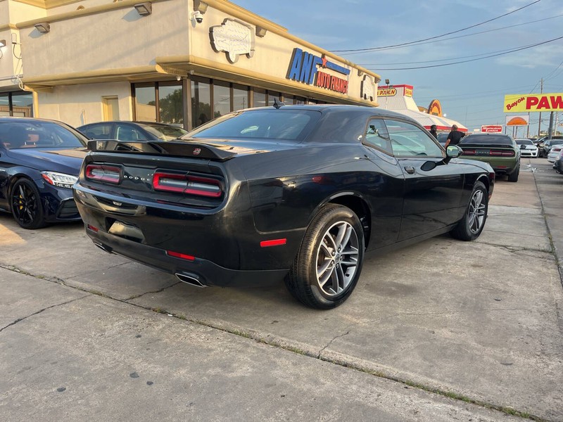 Dodge Challenger Vehicle Image 05