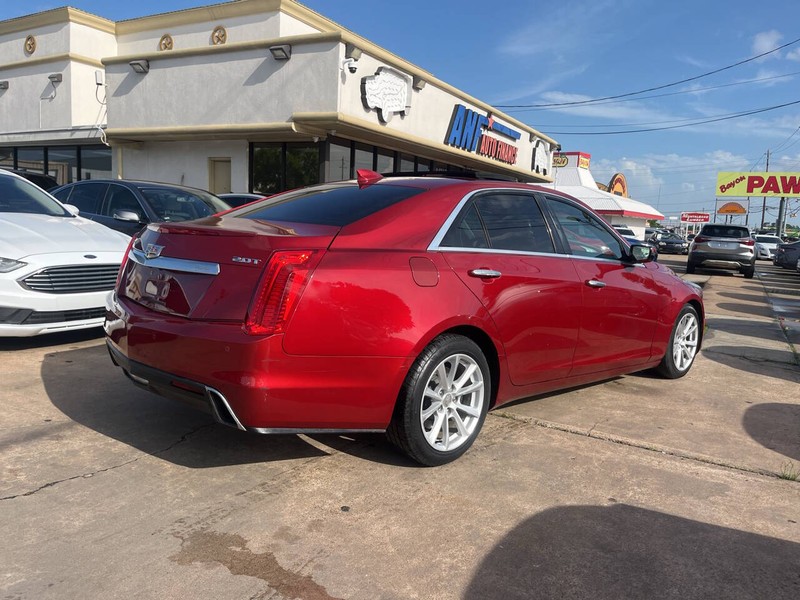 Cadillac CTS Sedan Vehicle Image 05