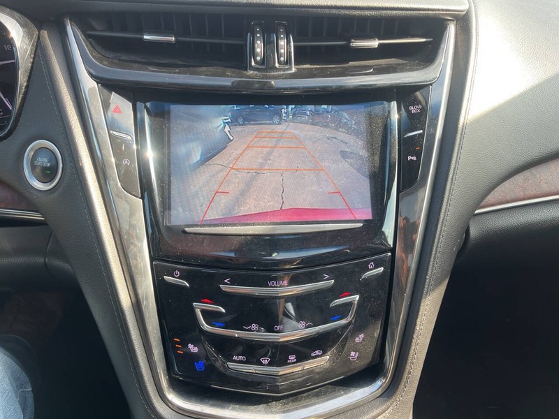 Cadillac CTS Sedan Vehicle Image 13