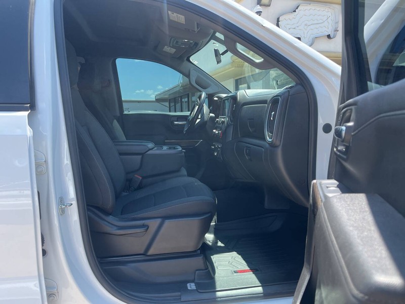 Chevrolet Silverado 1500 Vehicle Image 11