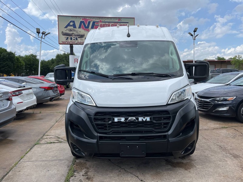 Ram ProMaster Cargo Van Vehicle Image 02