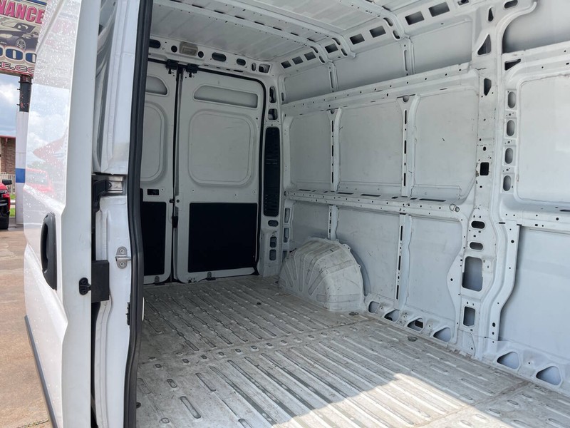 Ram ProMaster Cargo Van Vehicle Image 10