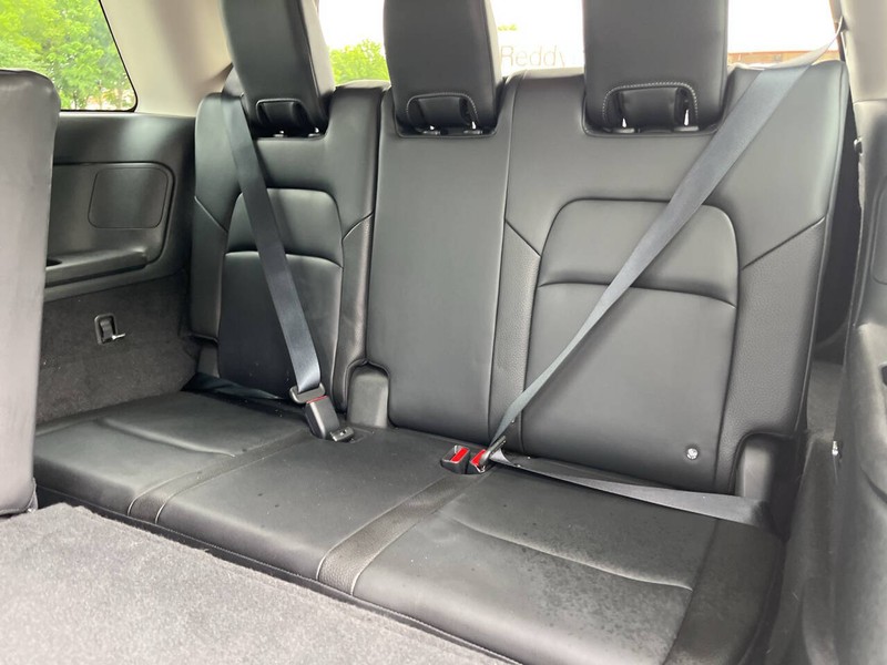 Nissan Pathfinder Vehicle Image 09