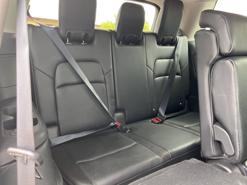 Nissan Pathfinder Vehicle Image 12