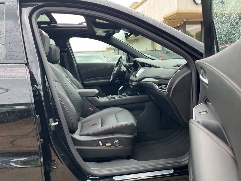 Cadillac XT4 Vehicle Image 11