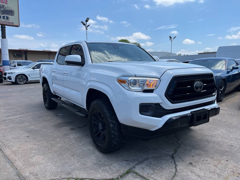 Toyota Tacoma 2WD Vehicle Image 06