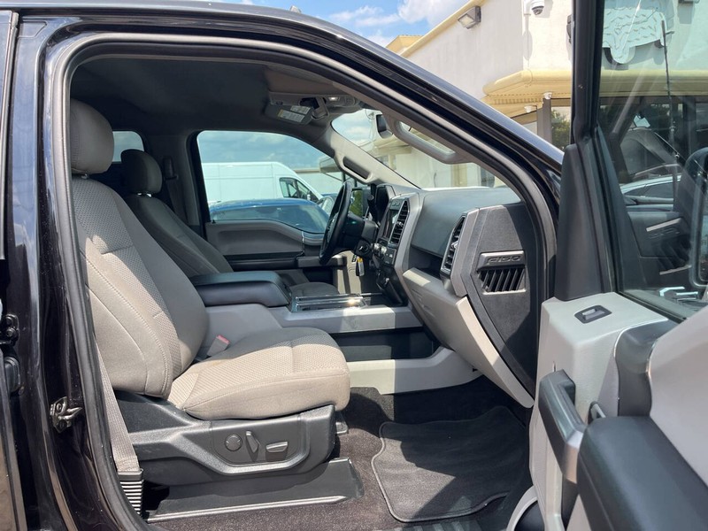 Ford F-150 Vehicle Image 11