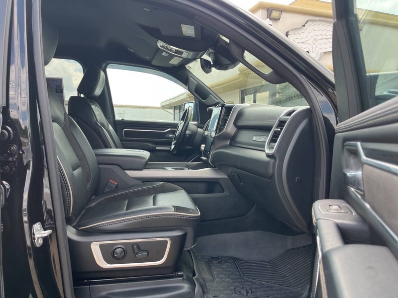 Ram 1500 Vehicle Image 11