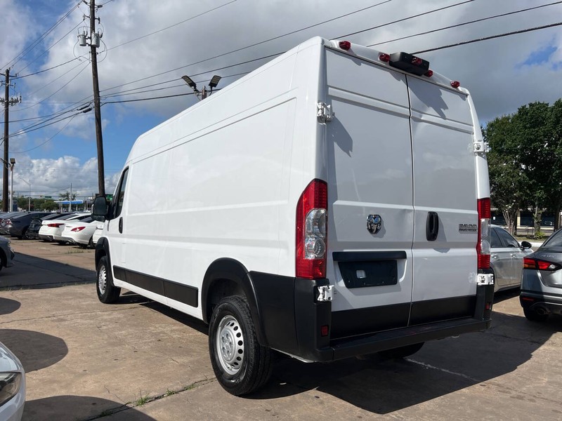 Ram ProMaster Cargo Van Vehicle Image 03