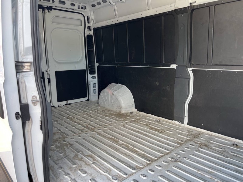 Ram ProMaster Cargo Van Vehicle Image 10