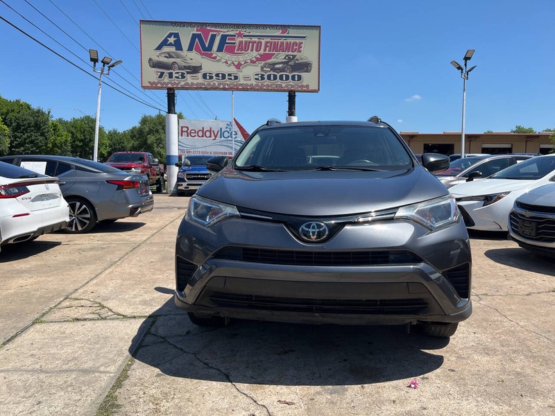 Toyota RAV4 Vehicle Image 04