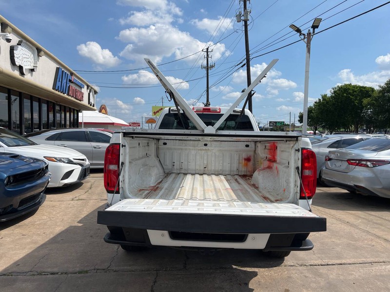 Chevrolet Colorado Vehicle Image 09